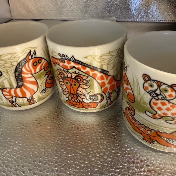 Vintage Animal Print Mugs Set - Picture 6 of 9